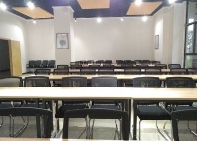 廣安電商服務(wù)中心開放免費(fèi)入駐，12類崗位虛位以待，共創(chuàng)數(shù)字經(jīng)濟(jì)新篇章